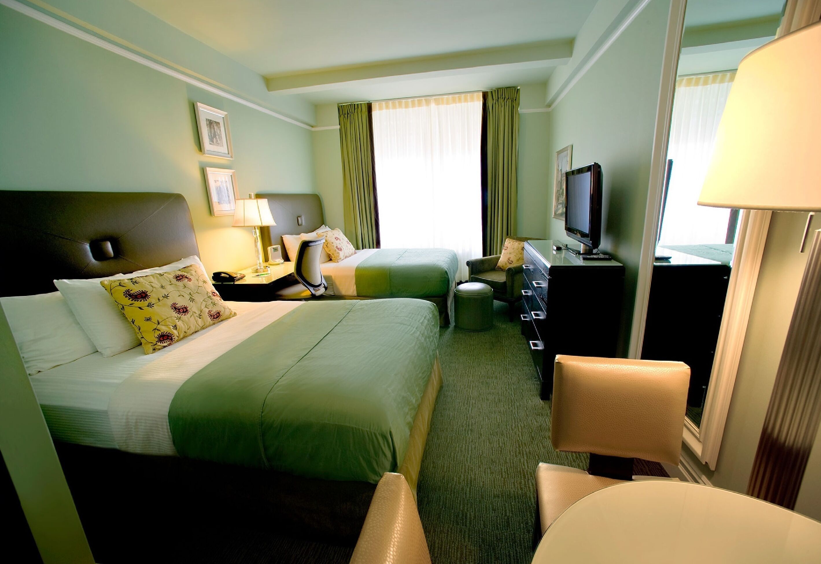 1 bedroom, in-room safe, desk, blackout drapes