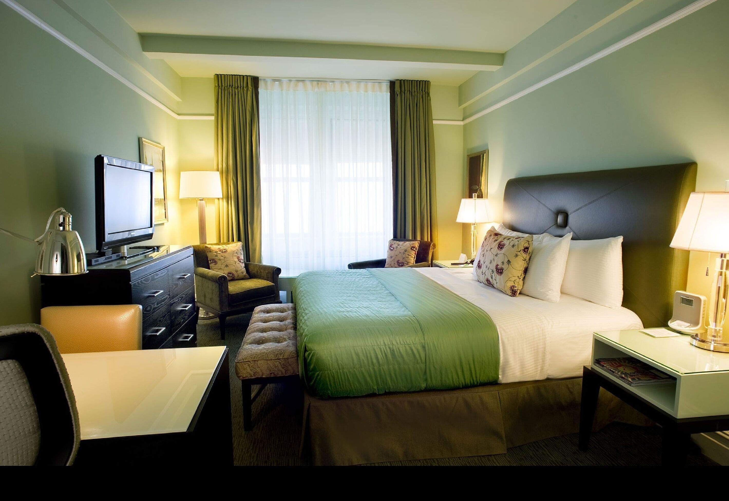 1 bedroom, in-room safe, desk, blackout drapes