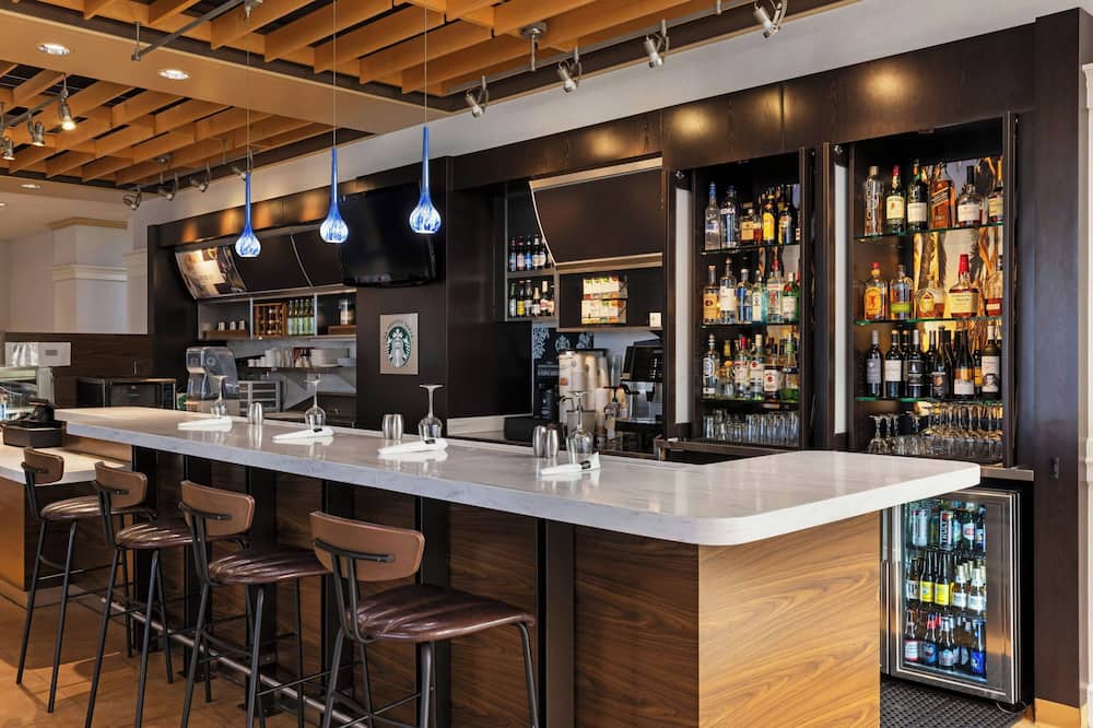 Courtyard by Marriott Baldwin Park