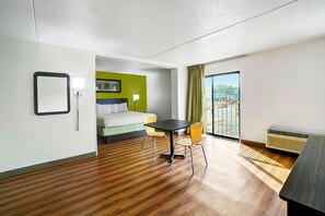 Habitació estàndard, 1 llit de matrimoni gran, no fumadors, frigorífic i microones | Wifi gratuïta i roba de llit 