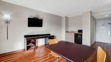 免费 WiFi、床单