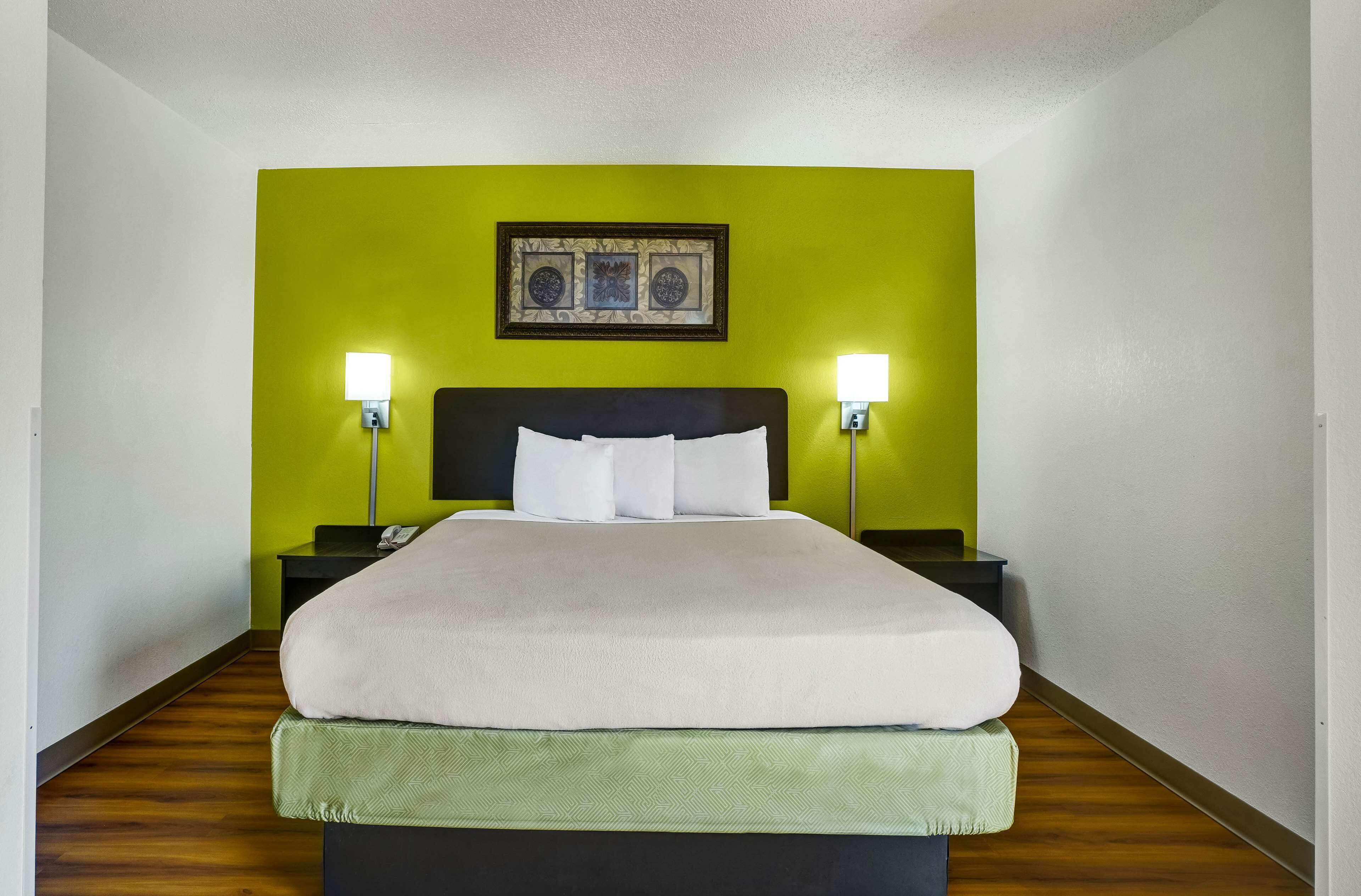 免費 Wi-Fi、床單