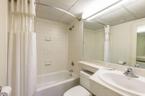 花灑/浴缸組合、提供毛巾