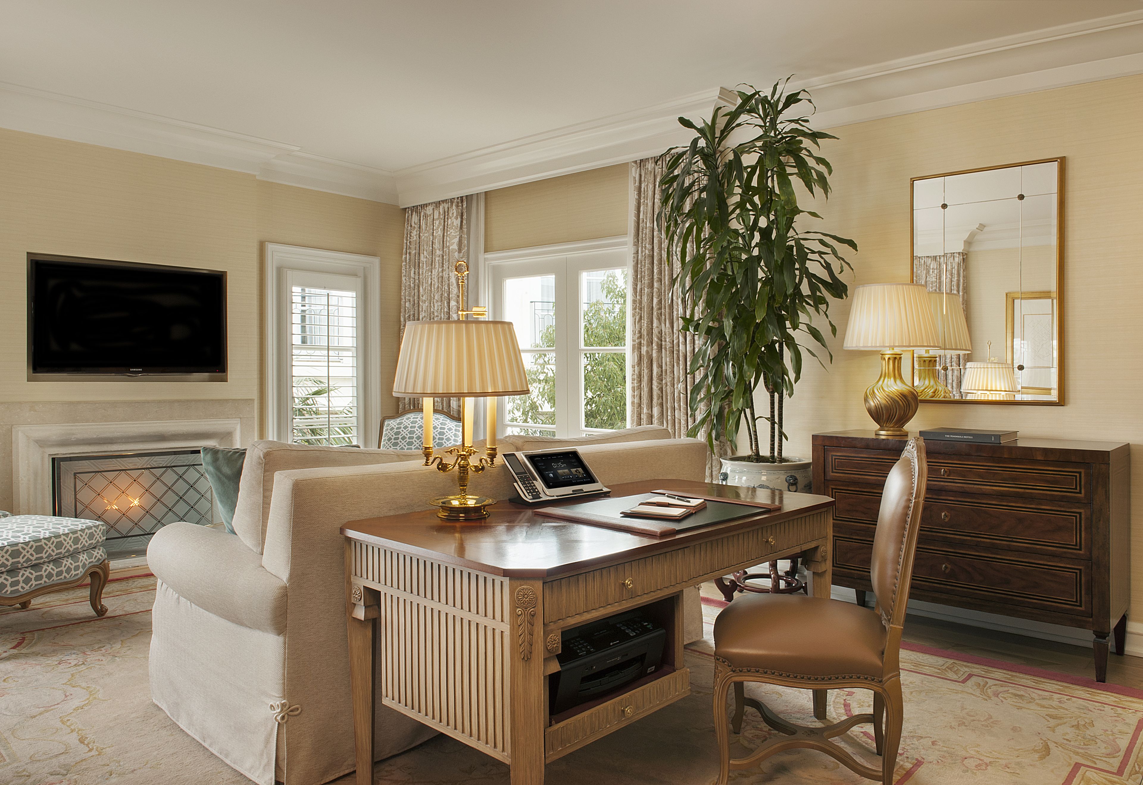 villa suite, suite, 1 king bed | living room | 42-inch lcd tv with digital channels, smart tv, tablet