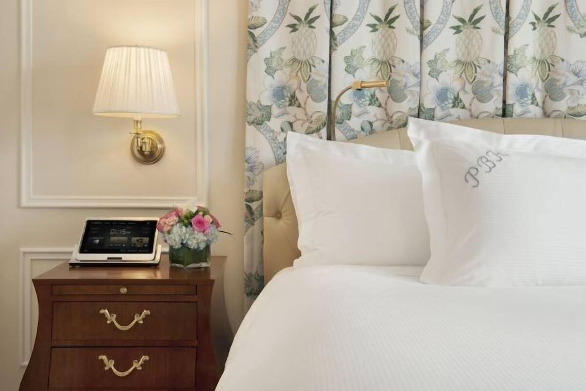 Frette Italian sheets, premium bedding, down comforters, pillowtop beds