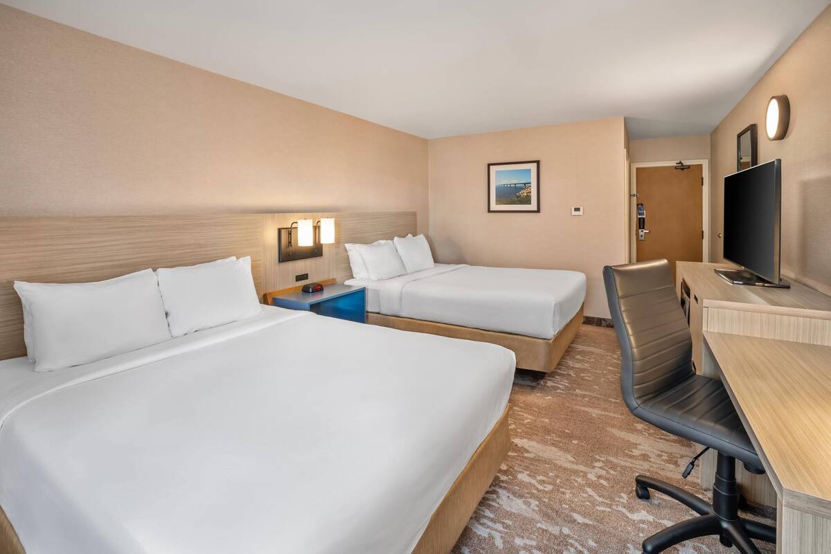 Traditional Room, 2 Queen Beds, Non Smoking (Upper Floor, Stair Access Only) | Premium bedding, pillowtop beds, desk, blackout drapes