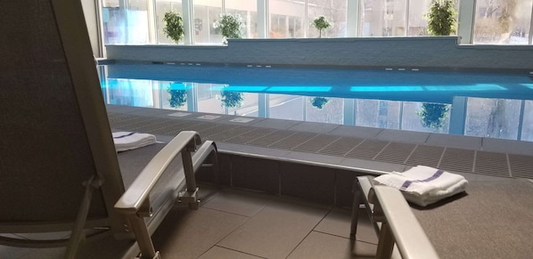 Innenpool, beheizter Pool
