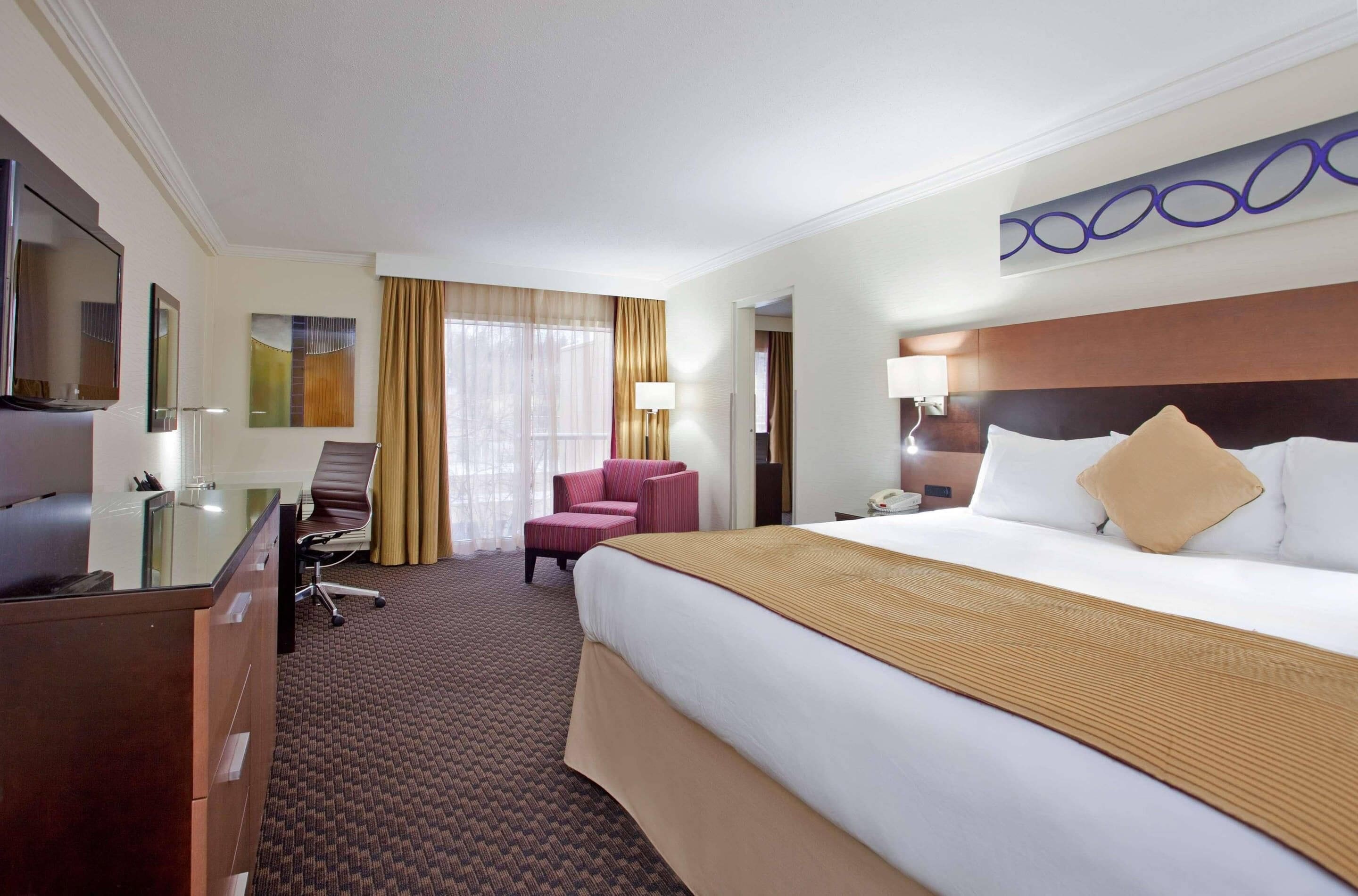 高級寢具、書桌、遮光布/窗簾、隔音