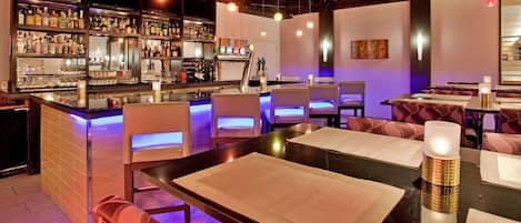 Bar lounge