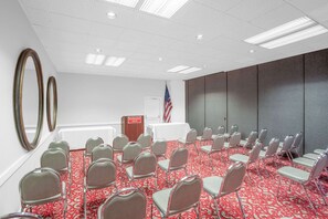 Meeting facility - Ramada by Wyndham Barstow (Barstow)