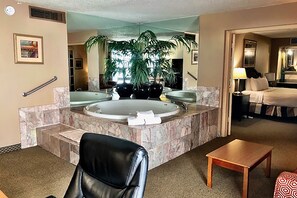 Habitación Premium, 1 cama King size, hidromasaje | Tina de hidromasaje