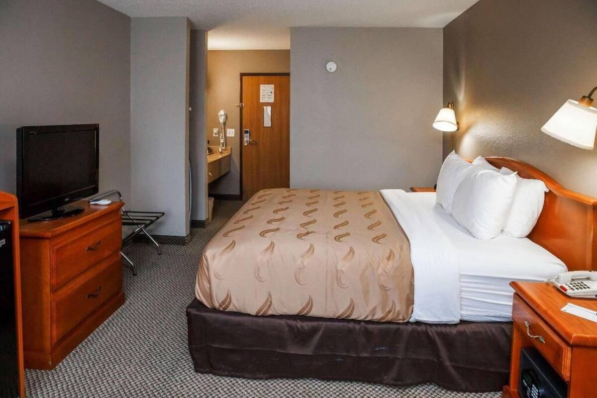 In-room safe, desk, blackout drapes, iron/ironing board