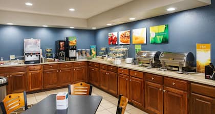 Quality Inn Burlington near Hwy 34