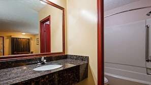 Standard Room, 2 Double Beds, Accessible, Bathtub | Bathroom | Combined shower/tub, free toiletries, hair dryer, bidet