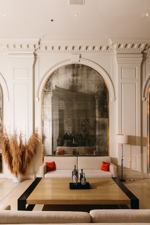 Lobby - The Chicago Hotel Collection Ambassador Gold Coast (Chicago)