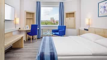 In-room safe, desk, soundproofing, free WiFi