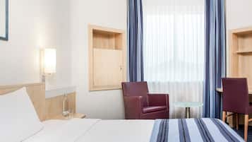 In-room safe, desk, soundproofing, free WiFi