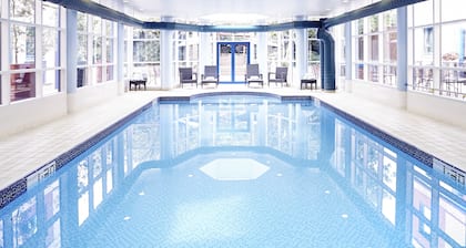 Novotel London Heathrow Airport - M4 Jct 4