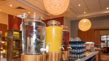 Daily buffet breakfast (GBP 16.45 per person)