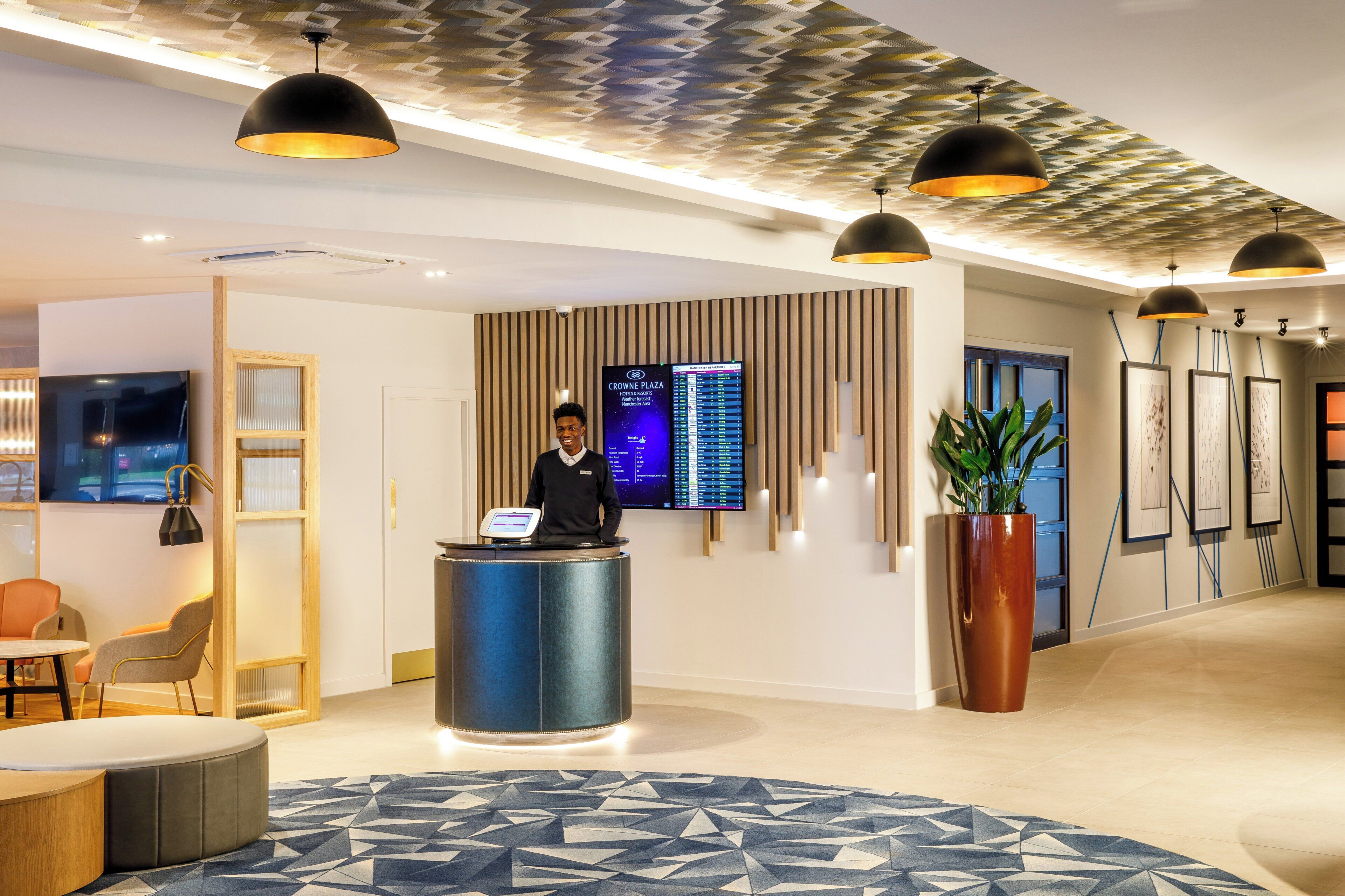Photo - Crowne Plaza Manchester Airport by IHG