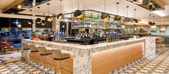 Crowne Plaza Manchester Airport by IHG