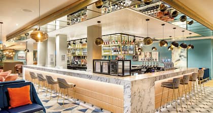 Crowne Plaza Manchester Airport by IHG