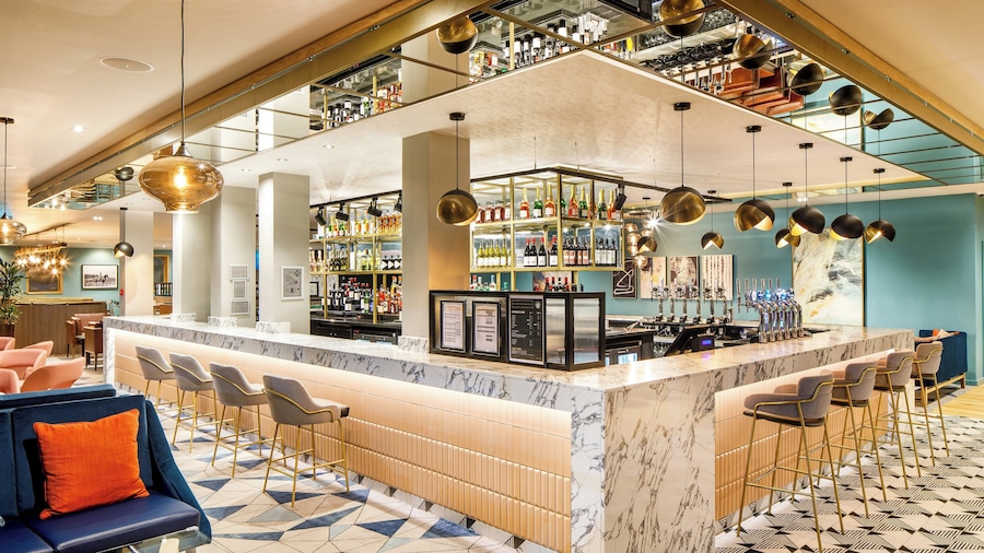 Crowne Plaza Manchester Airport by IHG