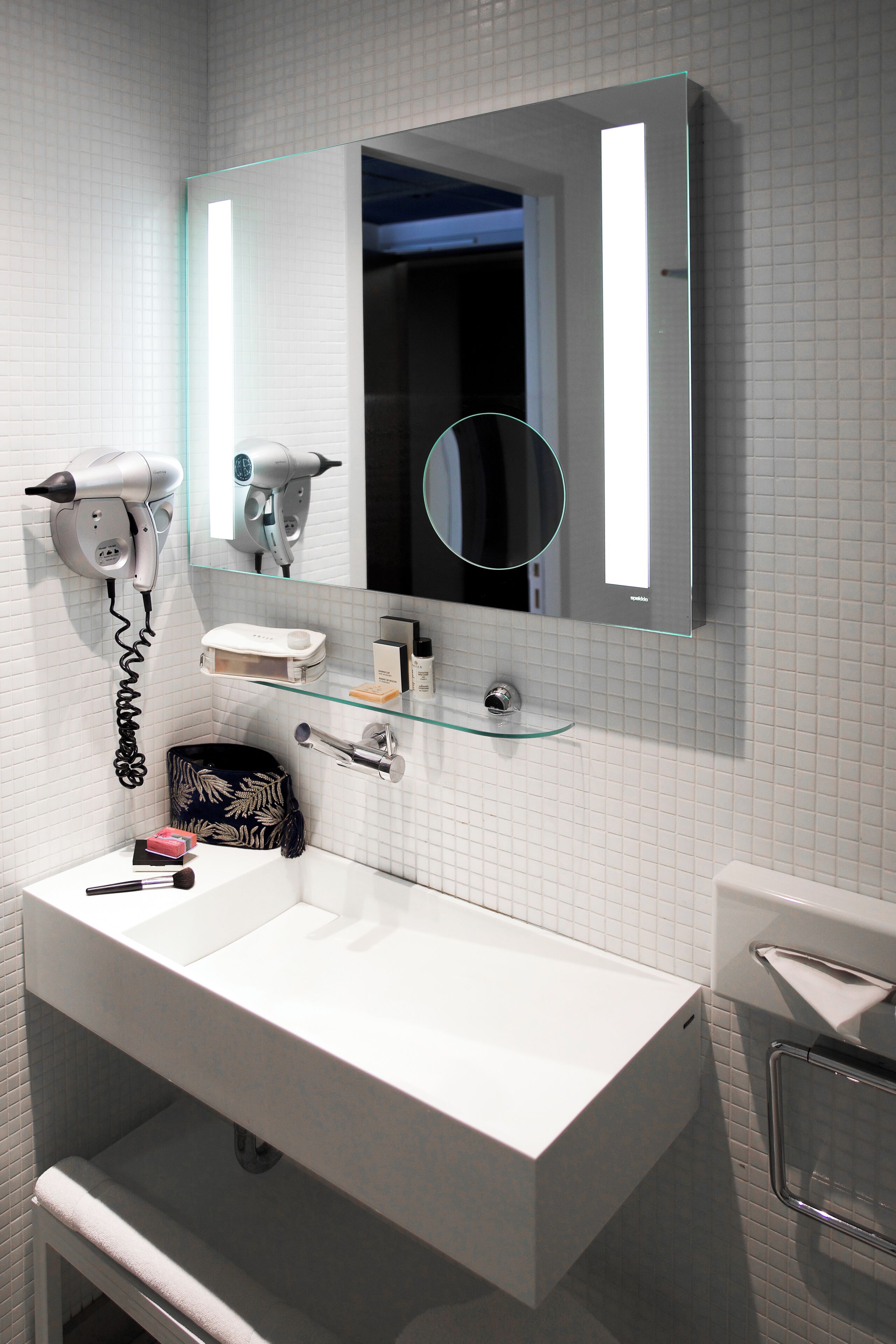 standard room, 1 single bed, non smoking | 1 bedroom, premium bedding, pillow-top beds, minibar