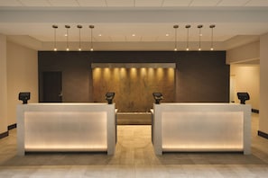 Reception - Embassy Suites by Hilton Indianapolis Downtown (Indianapolis)