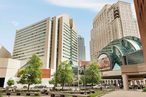 Exterior - Embassy Suites by Hilton Indianapolis Downtown (Indianapolis)