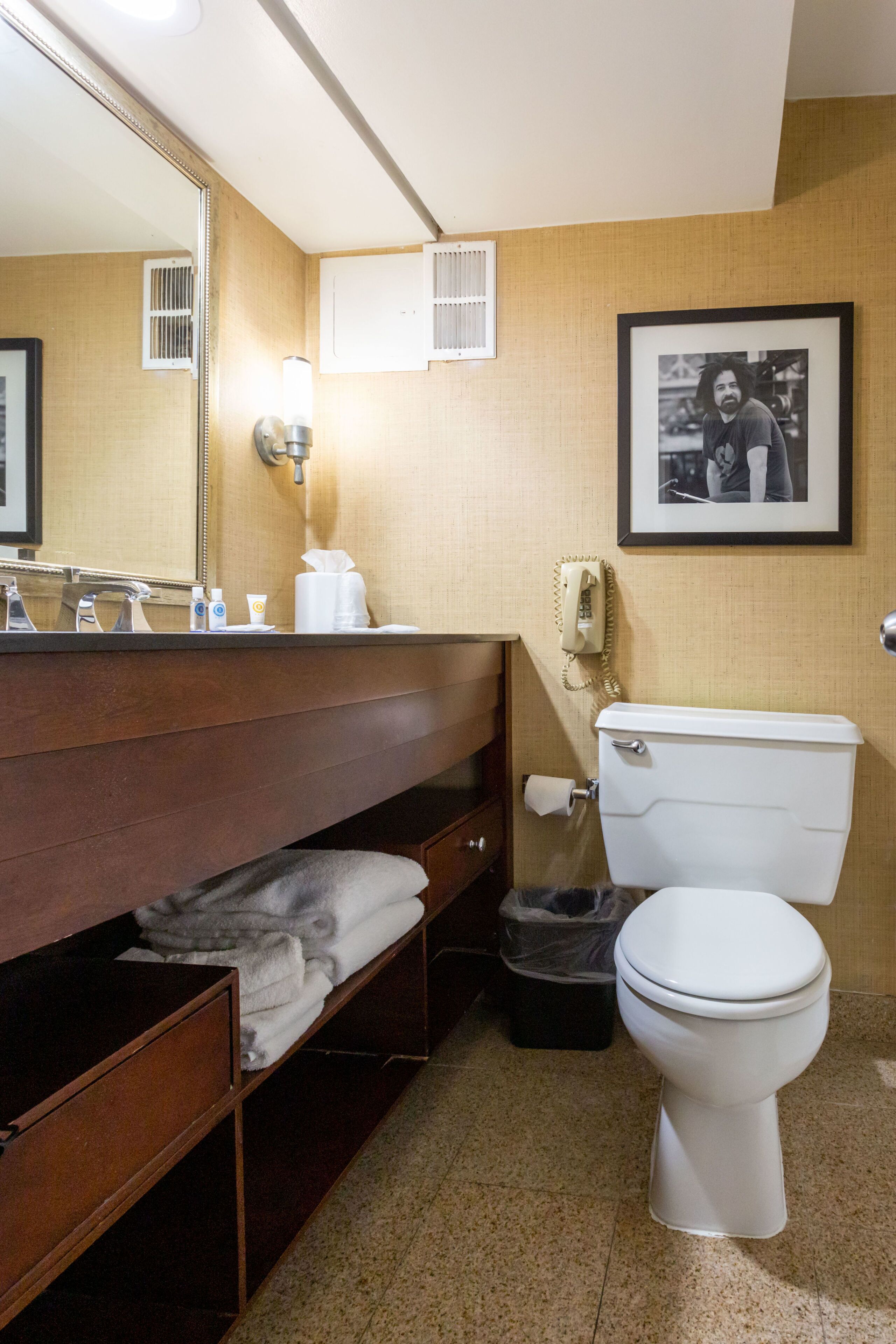 Photo - Comfort Inn & Suites Baltimore Inner Harbor