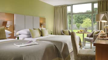 Desk, iron/ironing board, free WiFi