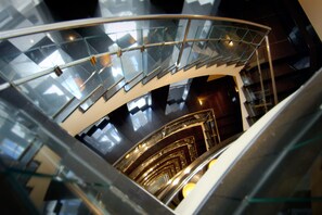 Staircase - Hotel Vincci Capitol (Madrid)