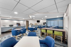 Desayuno buffet incluido todos los días 