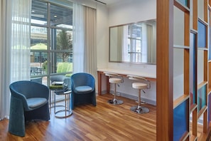 1 bedroom, premium bedding, pillow-top beds, in-room safe