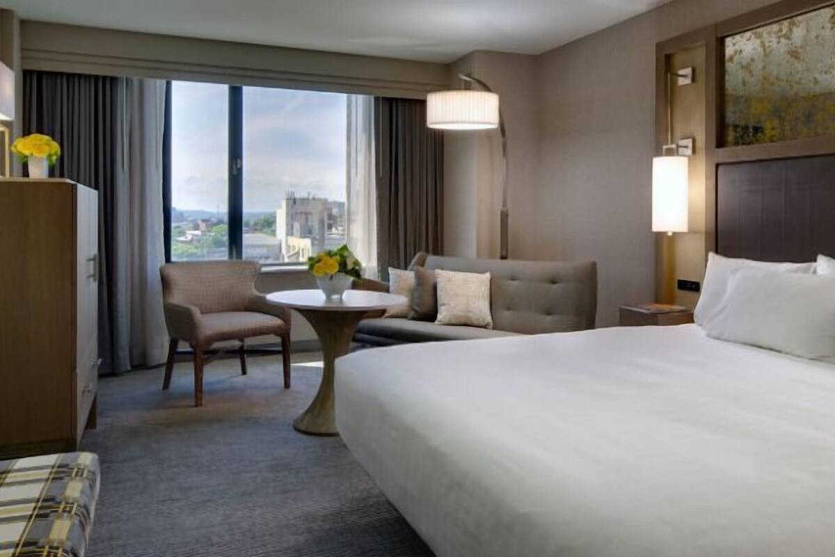 1 bedroom, premium bedding, in-room safe, blackout curtains