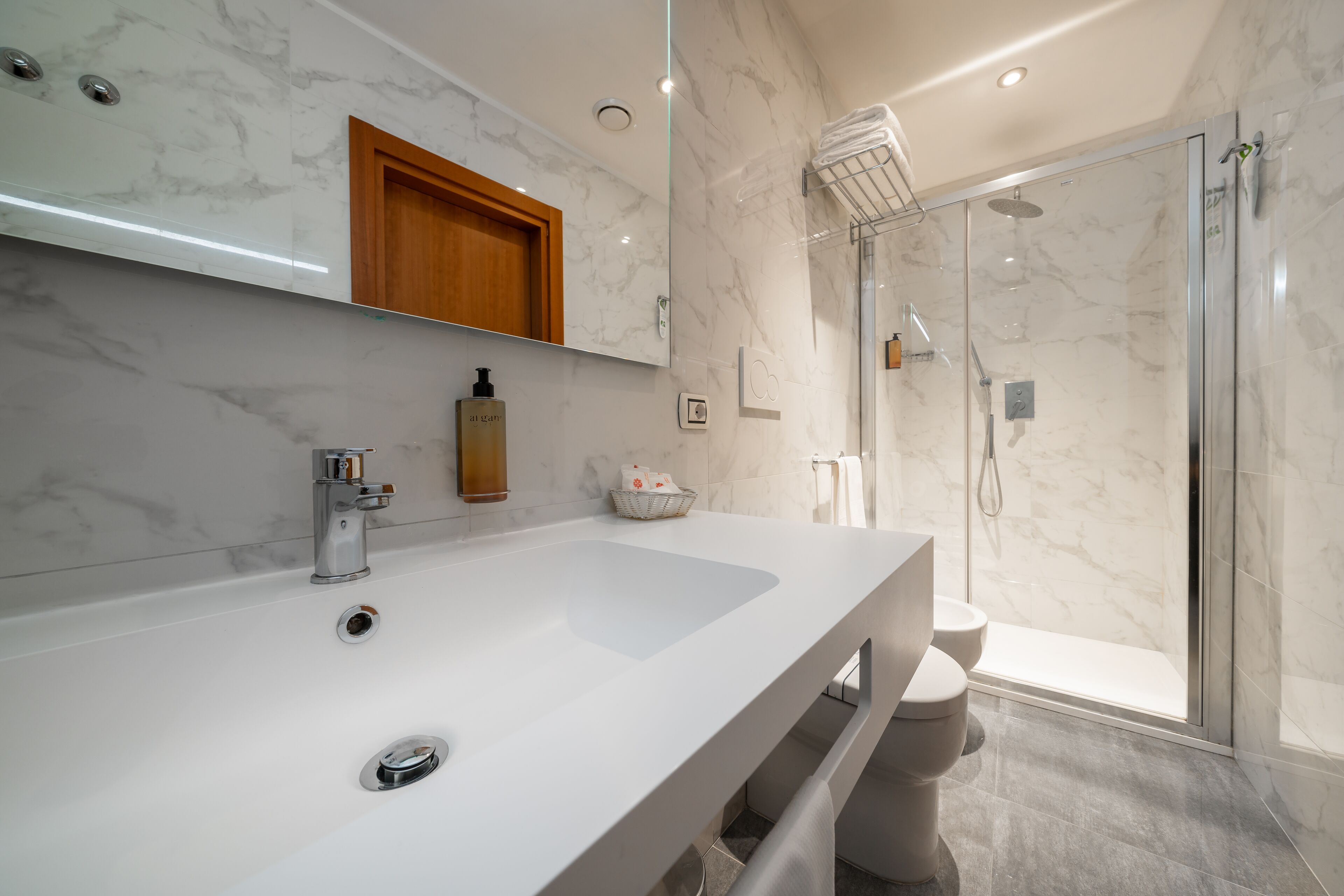 double or twin room, garden view | bathroom | hair dryer, towels