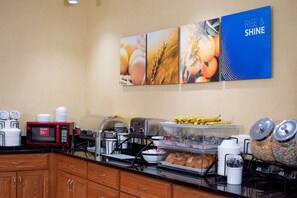 Free daily buffet breakfast - Comfort Inn Sioux City South (Sioux City)