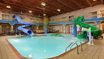 Indoor pool, pool loungers