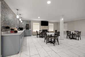 Free daily on-the-go breakfast  - Super 8 by Wyndham Covington (Covington)