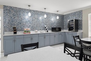 Free daily on-the-go breakfast - Super 8 by Wyndham Covington (Covington)