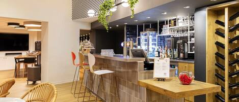 Bar (in der Unterkunft)