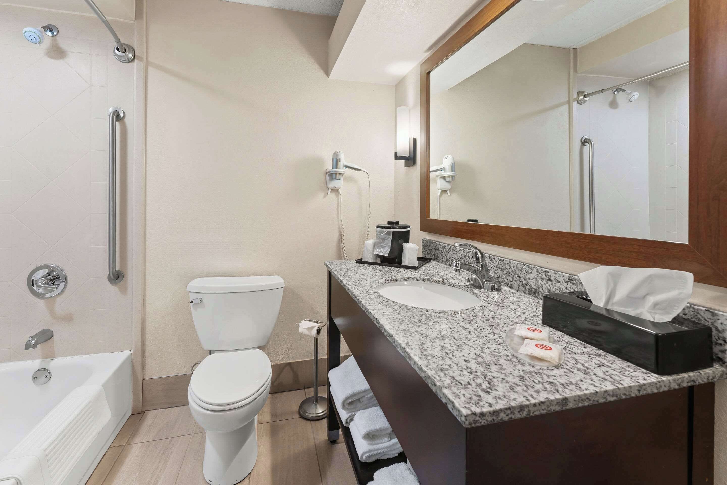 standard double room, 2 double beds, non smoking | desk, iron/ironing board, free wifi, bed sheets