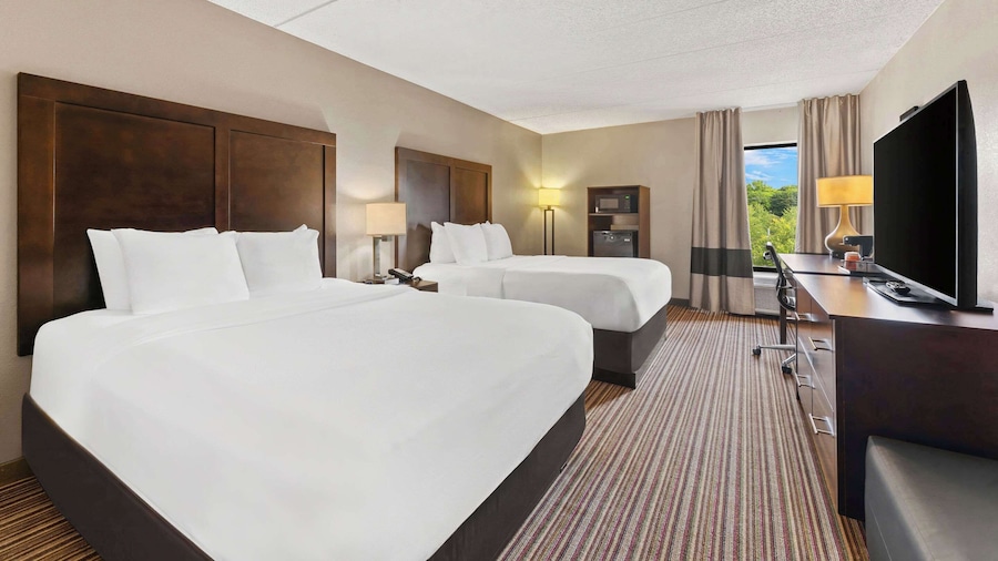 Comfort Inn Lehigh Valley West - Allentown