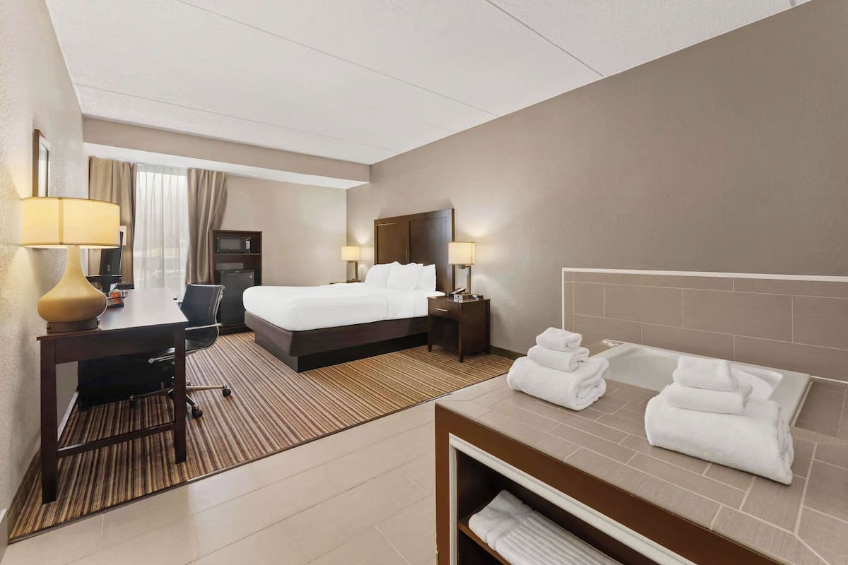 Desk, iron/ironing board, free WiFi, bed sheets
