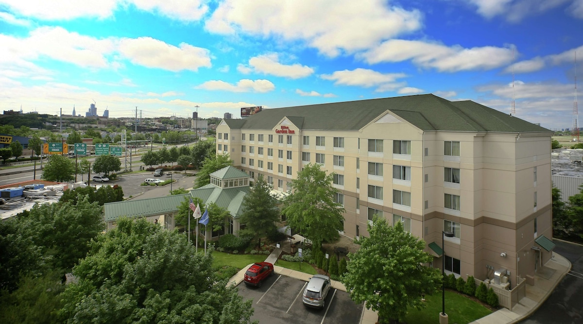 Hilton Garden Inn Secaucus/Meadowlands Reviews, Deals & Photos 2023