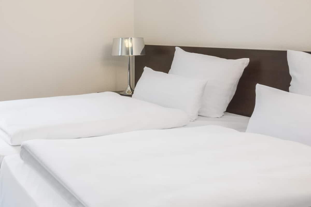 Premium bedding, pillowtop beds, in-room safe, desk
