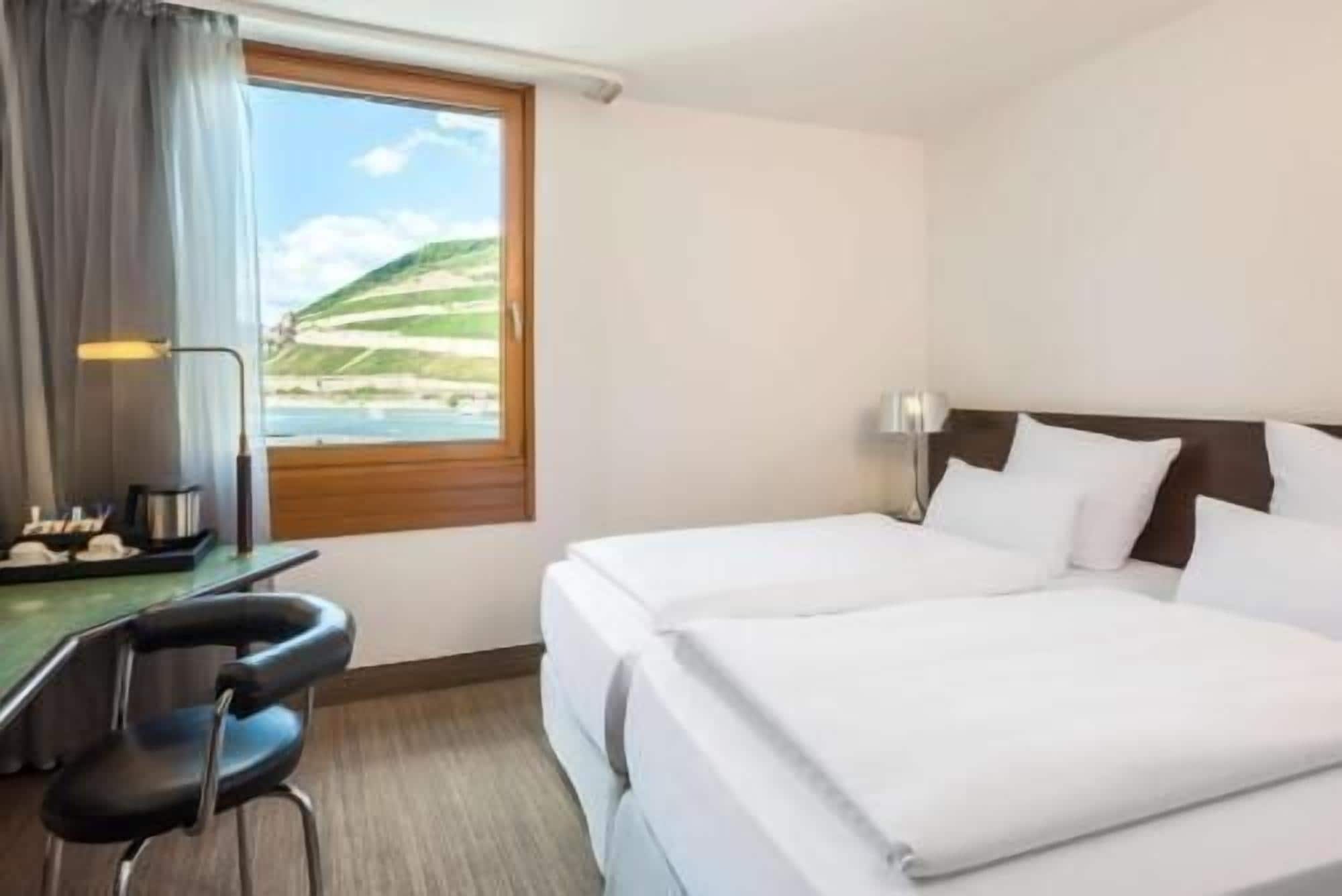 Premium bedding, pillowtop beds, in-room safe, desk