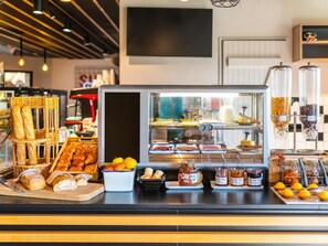 Daily buffet breakfast (EUR 10.50 per person)