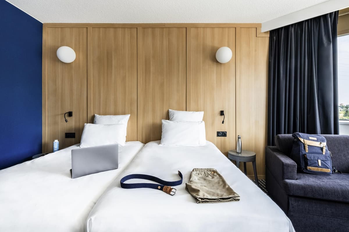 經典雙床房, 2 張單人床 (avec accès au Spa) | 書桌、遮光布/窗簾、隔音、熨斗/熨衣板